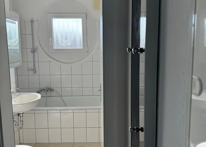 Haus Am Bahnhof Duisburg